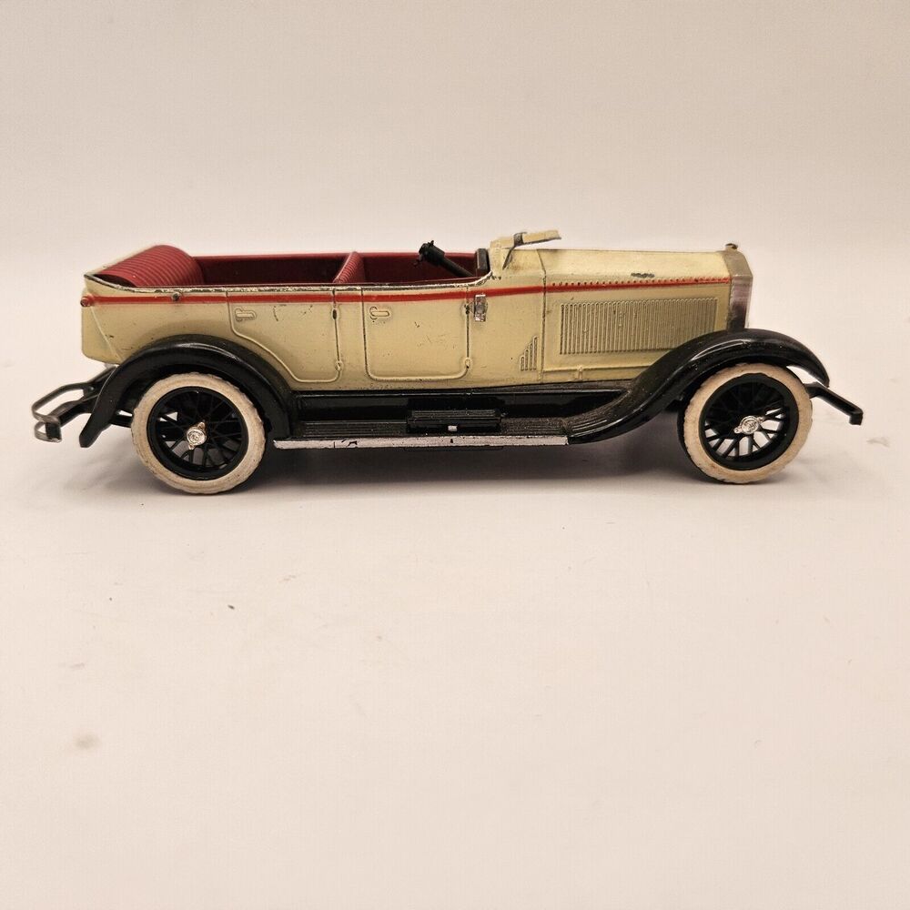 Rio 1/43 - Isotta Fraschini 8A Spyder 1926 Yellow #15 Diecast Model Car METAL